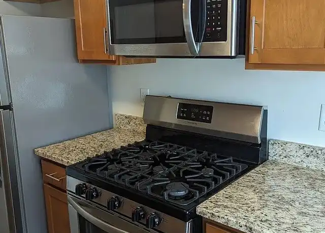 Property at 780 Millersport Hwy Unit 4, Buffalo, NY, 14226, 2 beds, 1 bath, [object Object]