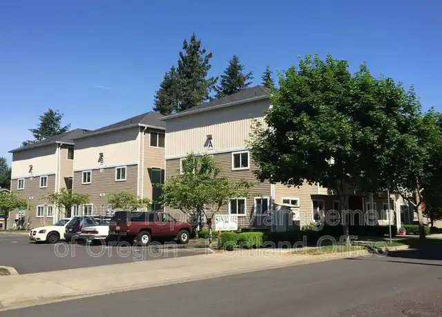 Property at 141 NE 147th Ave Unit 4, Portland, OR, 97230, 2 beds, 1.5 baths, [object Object]