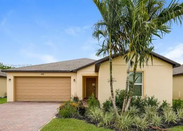 Property at 700 Carlyle Way, Fort Pierce, FL, 34947, 4 beds, 2 baths, [object Object]