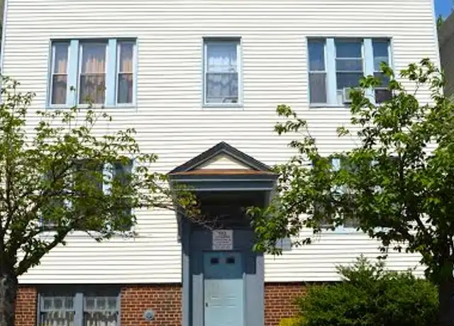 Property at 192 Lembeck Ave Unit BSMT, Jersey City, NJ, 07305, 2 beds, 1 bath, [object Object]