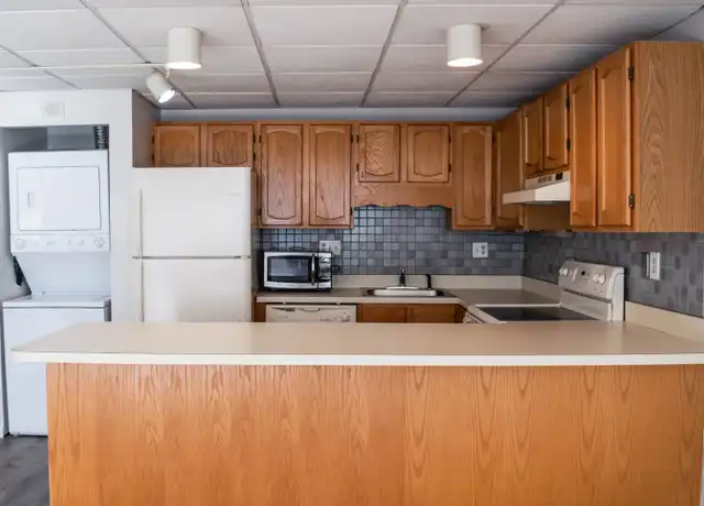 Property at 467 Whalley Ave Unit F, New Haven, CT, 06511, 1 bed, 1 bath, [object Object]