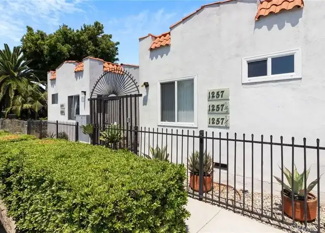 Property at 1257 W 38th St, Los Angeles, CA, 90037, 2 beds, 1 bath, [object Object]