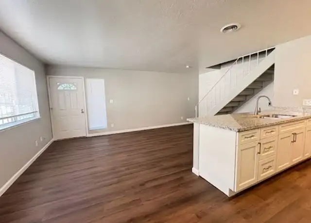 Property at 2912 Peachtree Dr, Stockton, CA, 95203, 2 beds, 1 bath, [object Object]