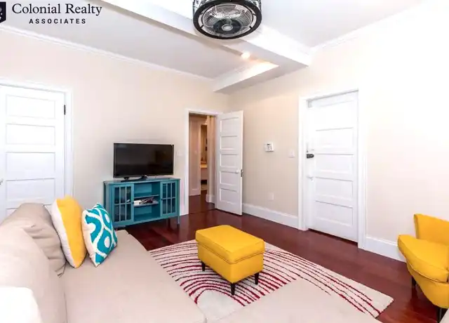 Property at 1253 Beacon St Unit 3BB, Brookline, MA, 02446, 2 beds, 1 bath, [object Object]