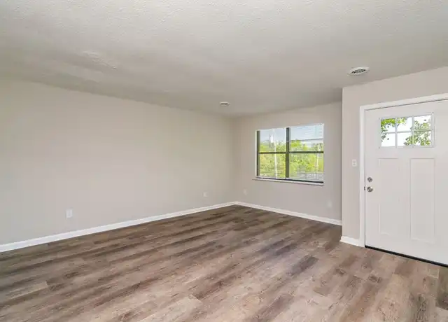 Property at 101 Raintree Ln Unit C, Kingston, TN, 37763, 2 beds, 1 bath, [object Object]