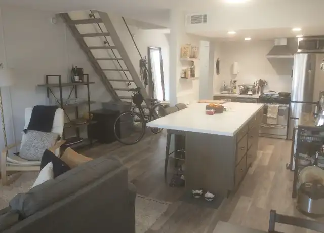 Property at 8802 Ilona Ln Unit 5, Houston, TX, 77025, 2 beds, 1.5 baths, [object Object]