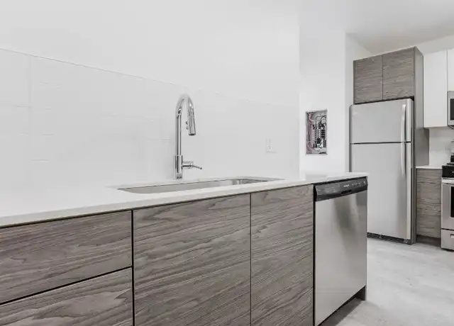 Property at 6100 N Paulina St Unit 6100-2, Chicago, IL, 60660, 2 beds, 1 bath, [object Object]