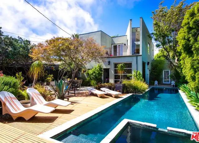 Property at 550 Indiana Ave, Venice, CA, 90291, 4 beds, 2 baths, [object Object]