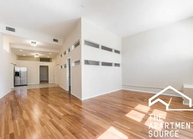 Property at 2120 W Grand Ave, Chicago, IL, 60612, 2 beds, 1 bath, [object Object]