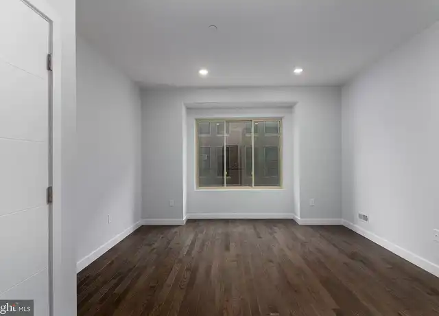 Property at 2016 N Franklin St Unit 2, Philadelphia, PA, 19122, 1 bed, 1 bath, [object Object]