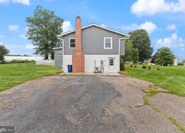 Property at 7390 Woodbine Rd Unit 2, Woodbine, MD, 21797, 1 bed, 1 bath, [object Object]