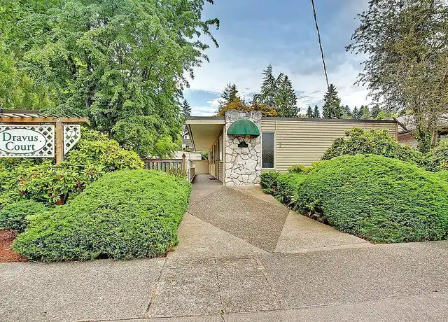 Property at Dravus Apartments - 15 Dravus St, Seattle, WA, 98109, 1 bed, 1 bath, [object Object]