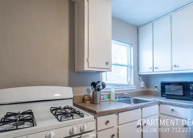 Property at 7437 Southway Dr Unit 3507, Houston, TX, 77087, 3 beds, 1 bath, [object Object]