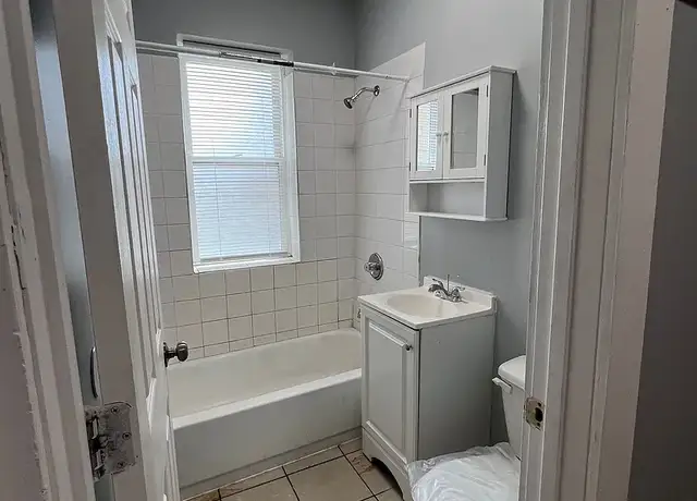 Photo of 348 W 74th St, Chicago, IL 60621