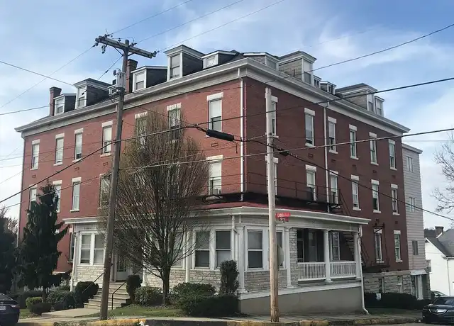 Property at 395 Donnan Ave, Washington, PA, 15301, 1 bed, 1 bath, [object Object]