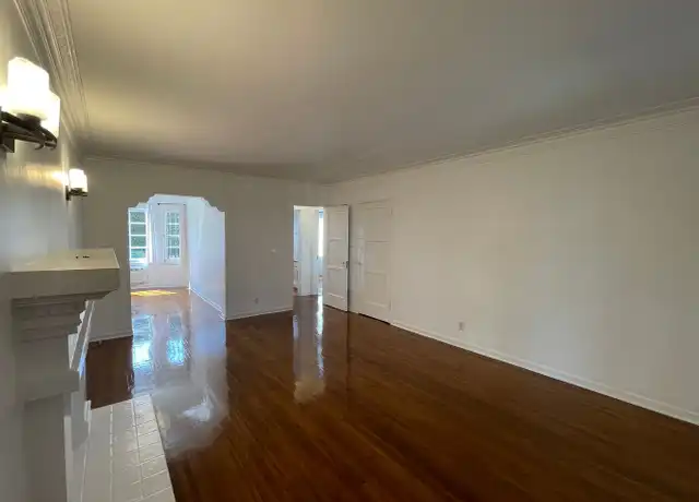 Property at 927 Alandele Ave Unit 927, Los Angeles, CA, 90036, 1 bed, 1 bath, [object Object]