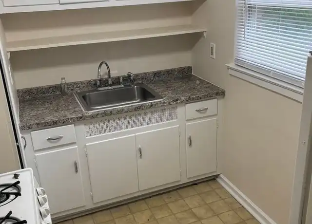 Property at 2751 Wilson Pkwy, Harrisburg, PA, 17104, 1 bed, 1 bath, [object Object]