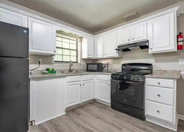 Property at 4390 Glen Raven Ct, Decatur, GA, 30035, 1 bed, 1 bath, [object Object]