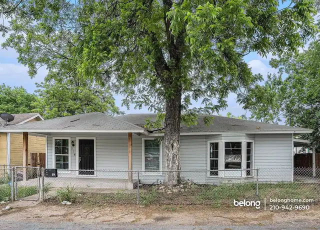 Property at 614 Torreon St, San Antonio, TX, 78207, 3 beds, 3 baths, [object Object]