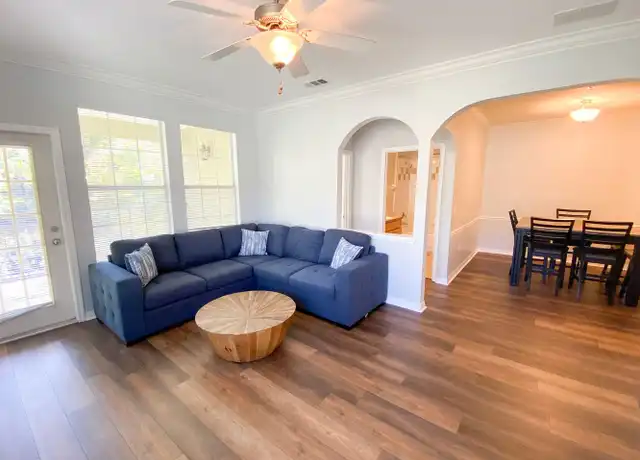 Property at 1257 SW 9th Rd Unit A, Gainesville, FL, 32601, 1 bed, 1 bath, [object Object]