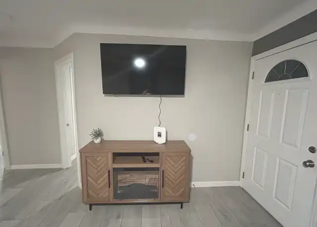 Property at 5239 6th Ave N, Saint Petersburg, FL, 33710, 2 beds, 1 bath, [object Object]