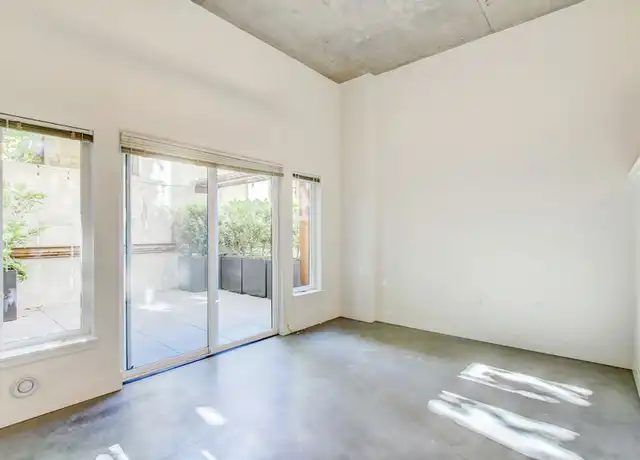 Property at 1430 Summit Ave Unit 201, Seattle, WA, 98122, 1 bed, 1 bath, [object Object]