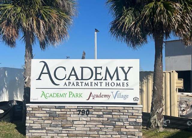 Photo of 2400 Academy Cir E, Kissimmee, FL 34744