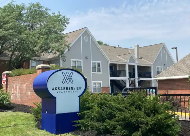 Property at 7010 Hascall St Unit 305, Omaha, NE, 68106, 1 bed, 1 bath, [object Object]