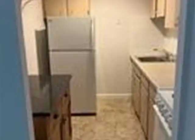Property at 292 Bedford St, Abington, MA, 02351, 1 bed, 1 bath, [object Object]