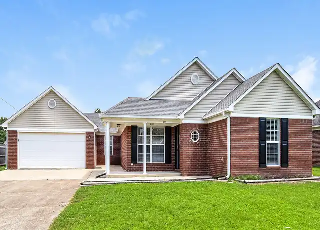 Property at 122 Royal Oaks Dr, Brighton, TN, 38011, 3 beds, 2 baths, [object Object]