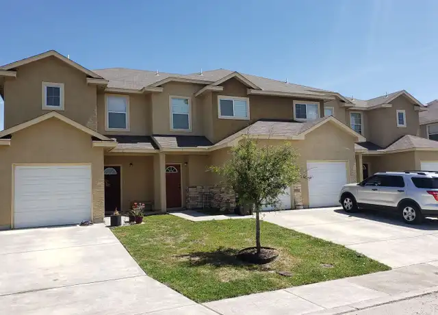 Property at 16810 Showdown Path Unit 3, Selma, TX, 78154, 3 beds, 2.5 baths, [object Object]