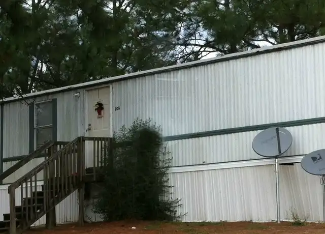 Property at 206 Wadley Dr, Aiken, SC, 29801, 3 beds, 2 baths, [object Object]