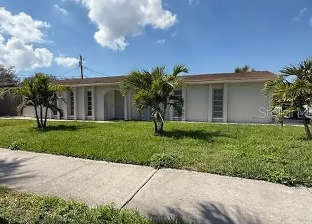 Property at 90 Fulton Dr Unit A, Largo, FL, 33771, 2 beds, 1 bath, [object Object]