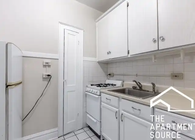 Property at 3120 Oak Park Ave Unit 209, Berwyn, IL, 60402, 1 bed, 1 bath, [object Object]