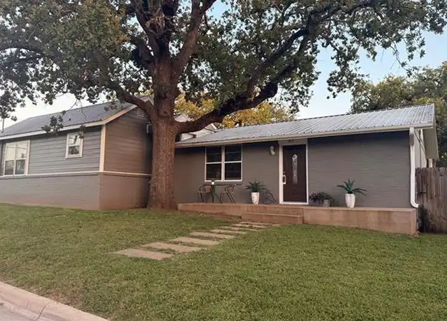 Property at 411 Harcourt St, Weatherford, TX, 76086, 3 beds, 3 baths, [object Object]