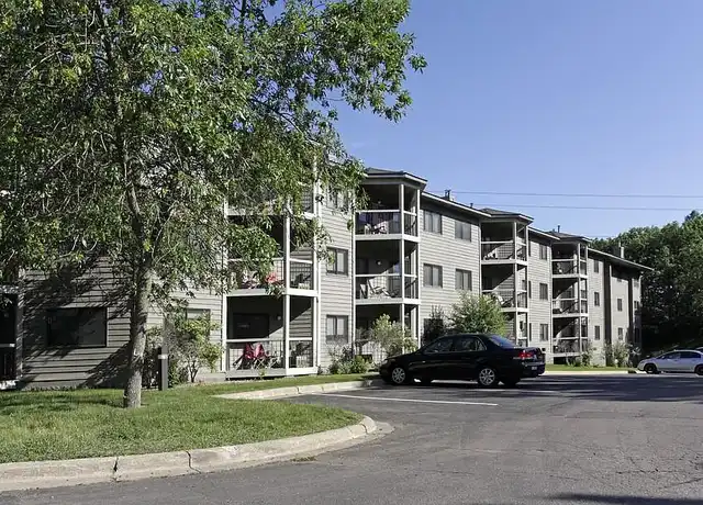 Property at 1500 Thomas Lake Pointe Rd, Eagan, MN, 55122, 1 bed, 1 bath, [object Object]