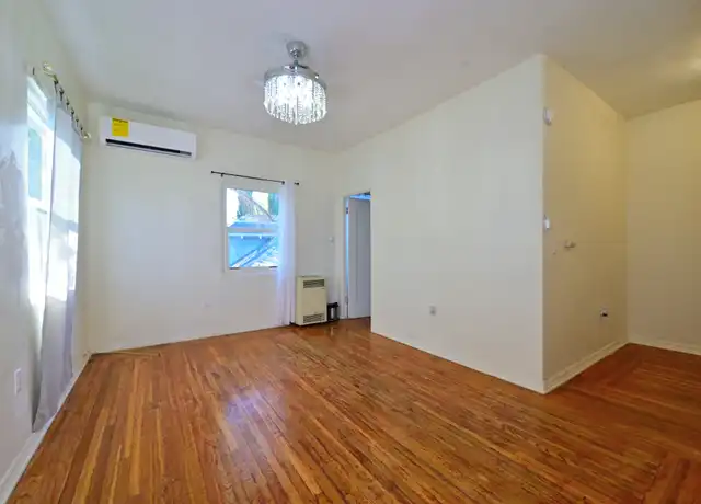 Property at 902 S Marengo Ave Unit 3, Pasadena, CA, 91106, 1 bed, 1 bath, [object Object]