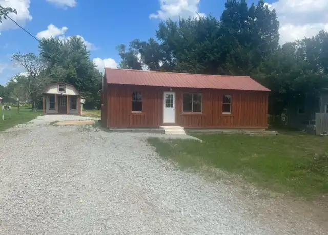 Property at 1237 E Karsch Blvd, Farmington, MO, 63640, 2 beds, 1 bath, [object Object]