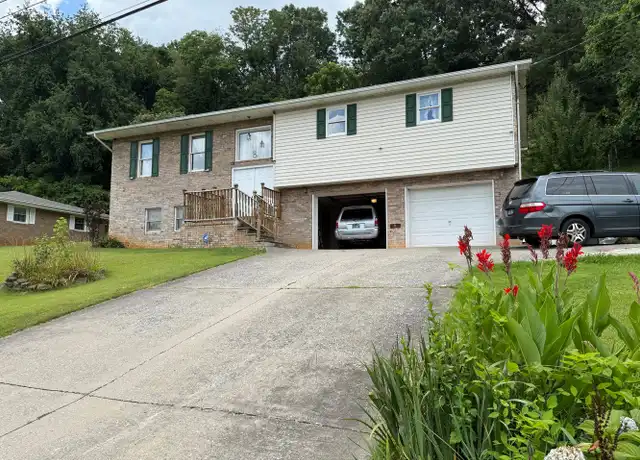 Property at 612 Foothills Rd, Kingsport, TN, 37663, 4 beds, 3 baths, [object Object]