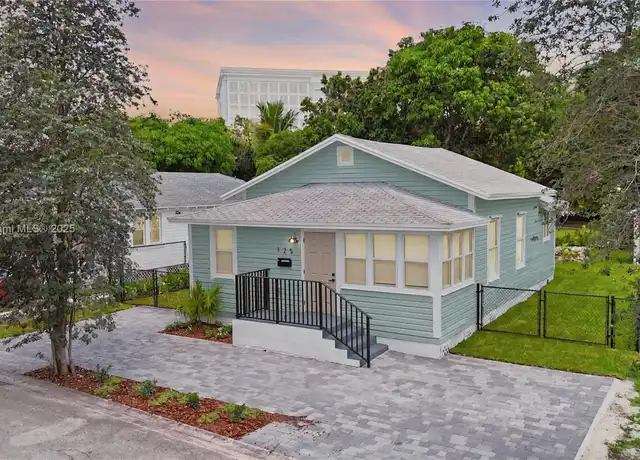 Property at 125 Frow Ave Unit 1, Coral Gables, FL, 33133, 2 beds, 1 bath, [object Object]