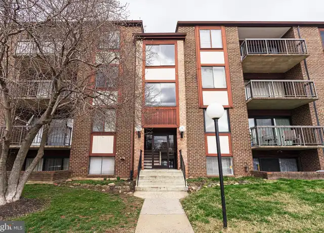 Property at 9728 Kingsbridge Dr #101, Fairfax, VA, 22031, 1 bed, 1 bath, [object Object]