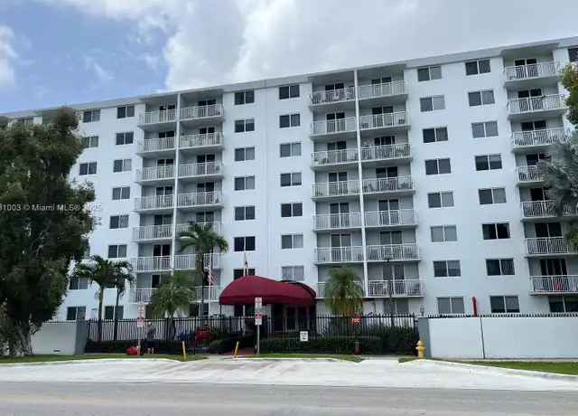 Property at 1251 NE 108th St #320, Miami, FL, 33161, 1 bed, 1.5 baths, [object Object]