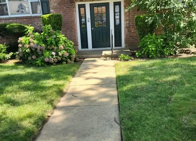 Property at 1059 Rottkamp St Apt 1, Valley Stream, NY, 11580, 1 bed, 1 bath, [object Object]