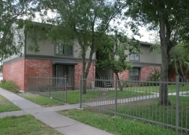 Property at 502 E Davis St Unit 7, Harlingen, TX, 78550, 2 beds, 1 bath, [object Object]