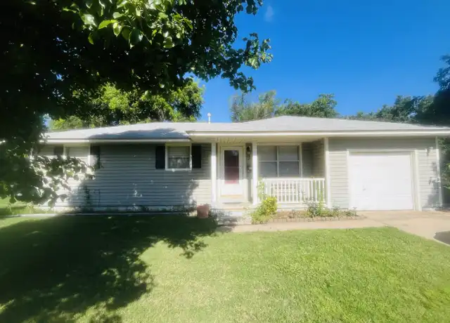 Property at 15 S Story St, Edmond, OK, 73003, 3 beds, 1 bath, [object Object]