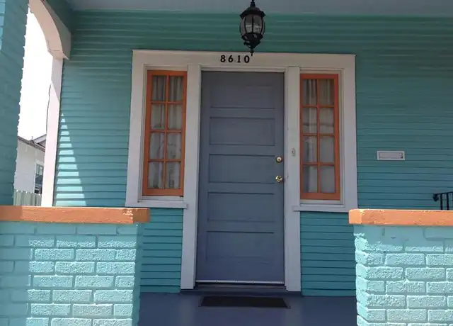 Property at 8610 Spruce St Unit 8610, New Orleans, LA, 70118, 2 beds, 1 bath, [object Object]