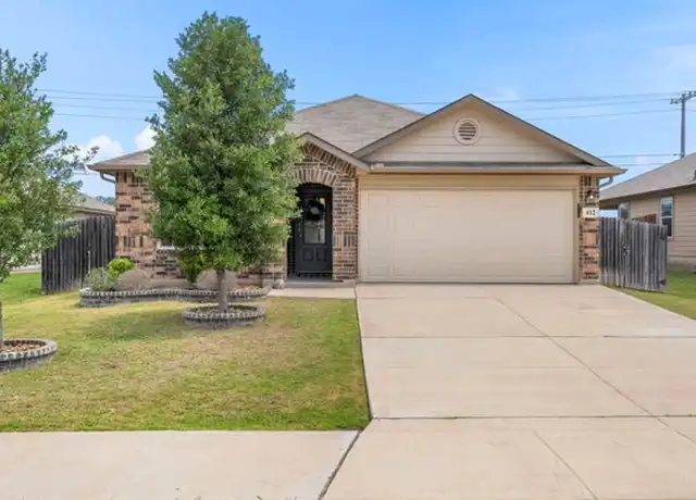 Property at 412 Town Frk, Cibolo, TX, 78108, 4 beds, 2 baths, [object Object]