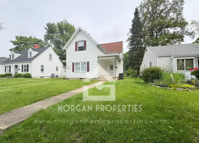 Property at 1406 W Main St Unit 1, Muncie, IN, 47303, 4 beds, 2 baths, [object Object]