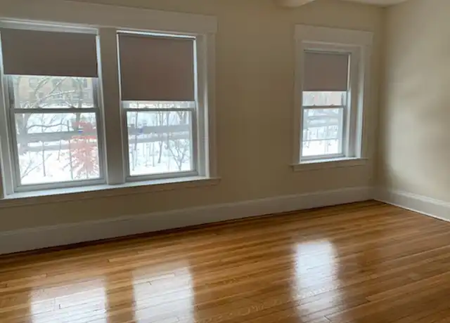 Property at 1589 Beacon St Unit 10, Brookline, MA, 02446, 1 bed, 1 bath, [object Object]