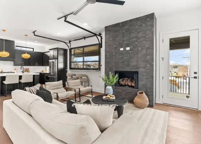 Property at 1205b 14th Ave S, Nashville, TN, 37212, 4 beds, 3.5 baths, [object Object]